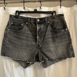 NWT Levi’s 501 shorts